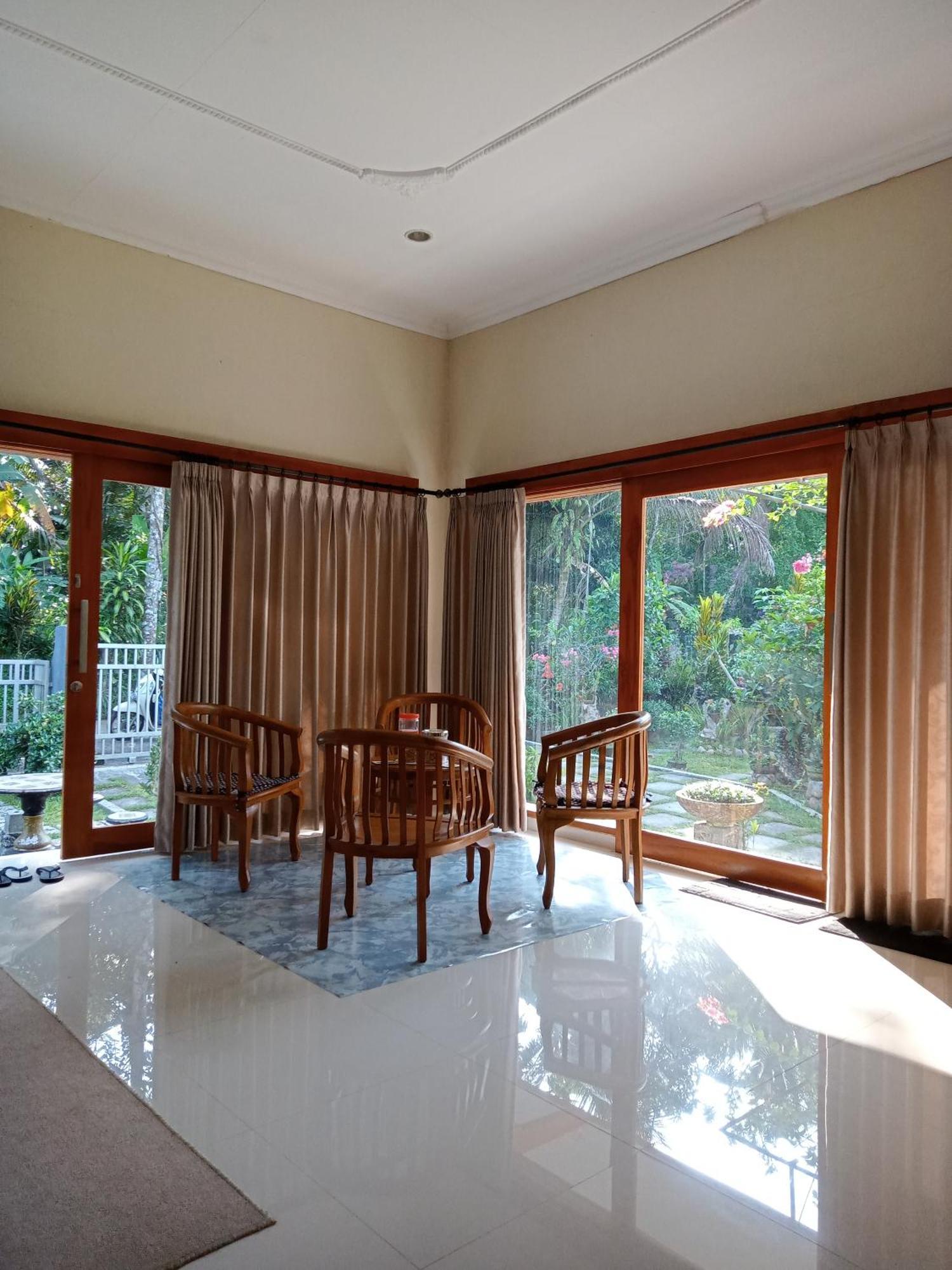 Umah Kampung Bendul * Penebel