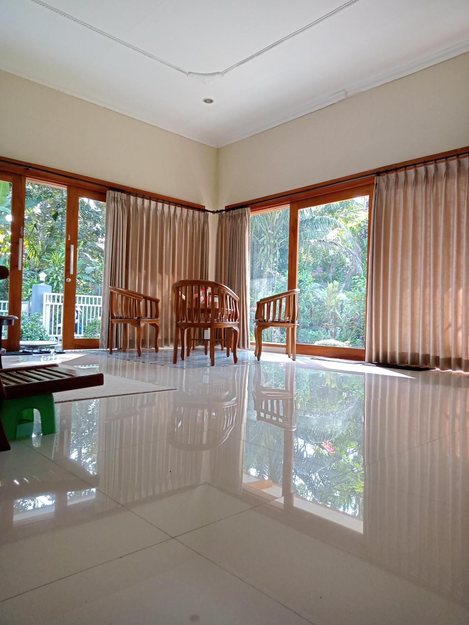 Umah Kampung Bendul * Penebel