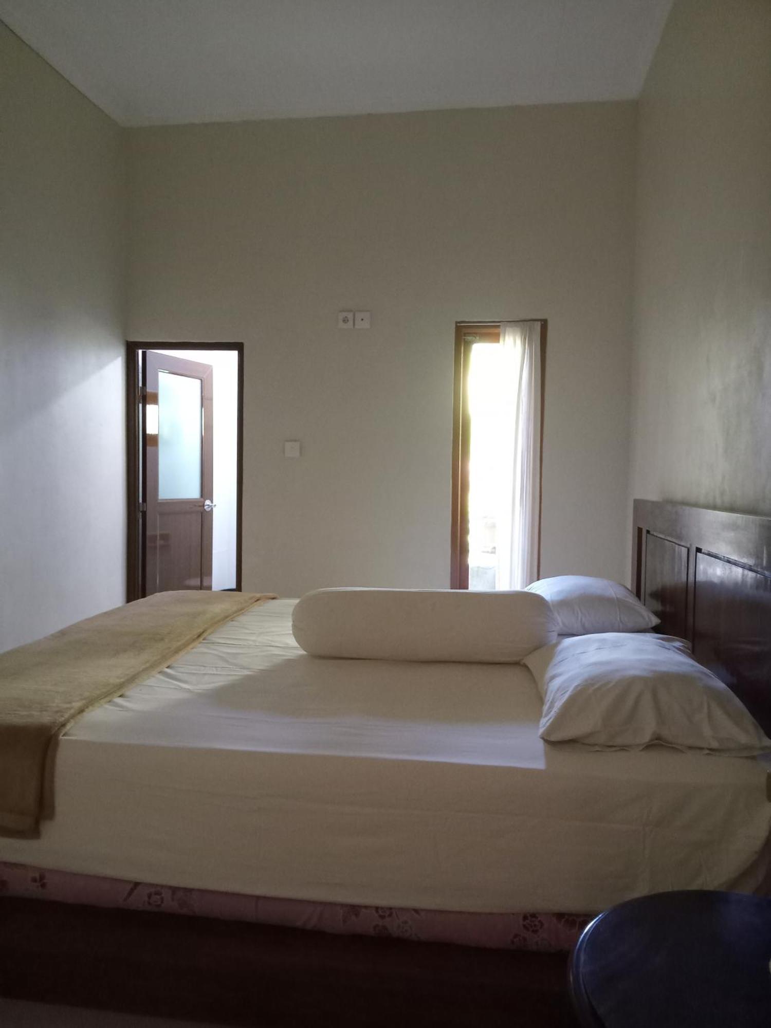 Apartment Umah Kampung Bendul