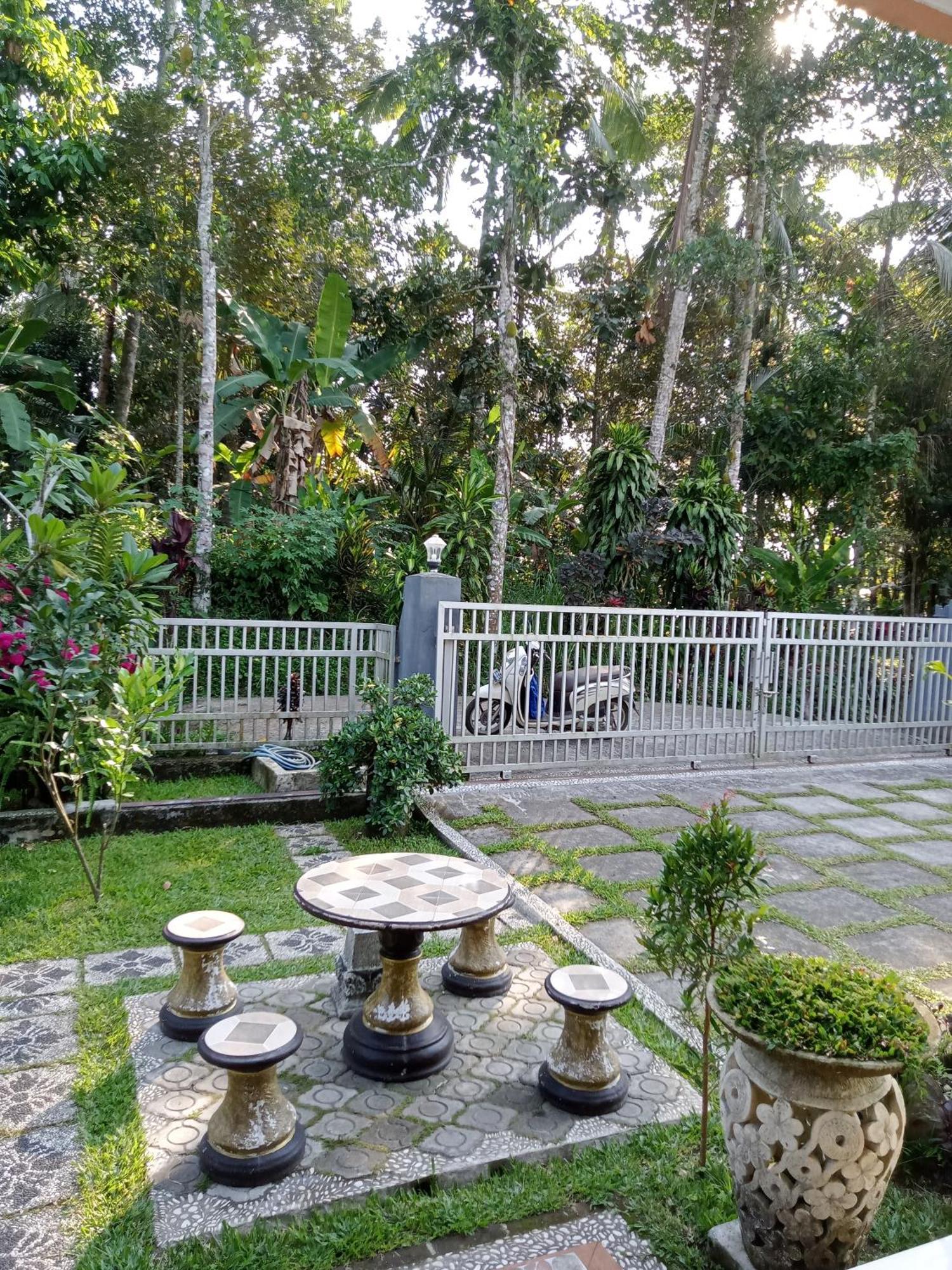 Umah Kampung Bendul